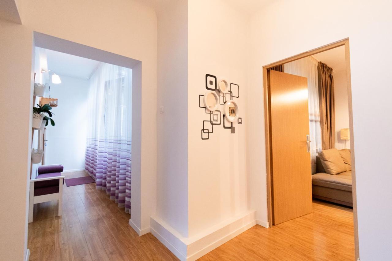 Ardor Apt - Bright And Secluded Apartment In The Heart Of Old Town Брашов Экстерьер фото
