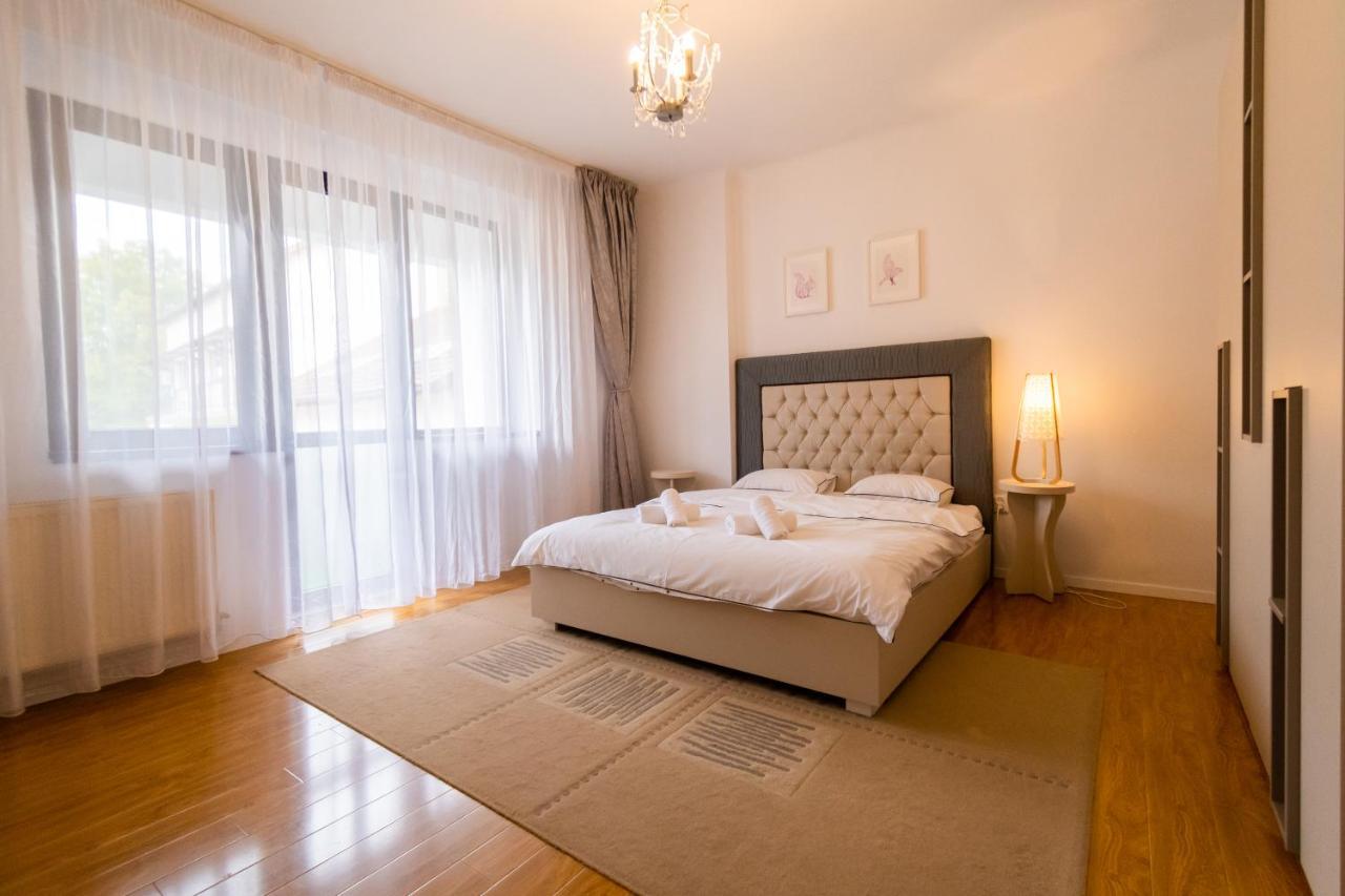 Ardor Apt - Bright And Secluded Apartment In The Heart Of Old Town Брашов Экстерьер фото