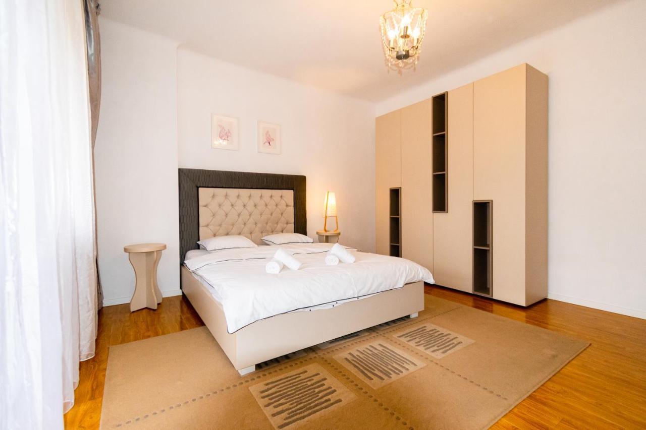 Ardor Apt - Bright And Secluded Apartment In The Heart Of Old Town Брашов Экстерьер фото