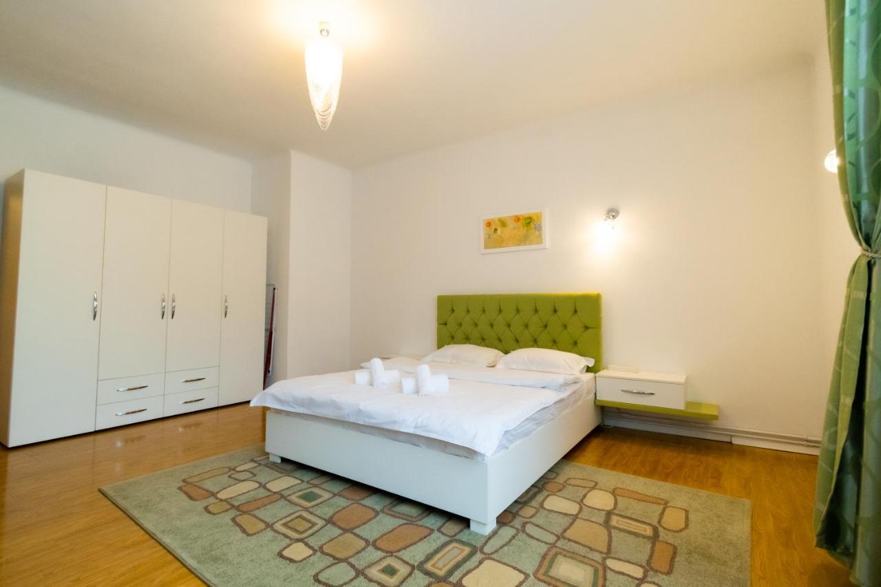 Ardor Apt - Bright And Secluded Apartment In The Heart Of Old Town Брашов Экстерьер фото