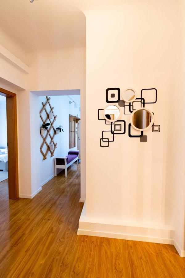 Ardor Apt - Bright And Secluded Apartment In The Heart Of Old Town Брашов Экстерьер фото