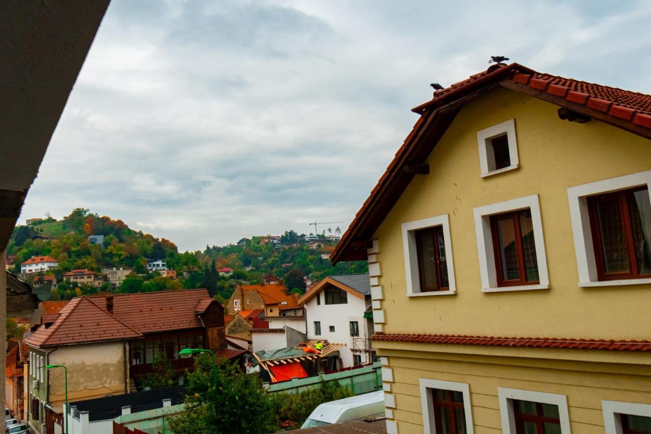 Ardor Apt - Bright And Secluded Apartment In The Heart Of Old Town Брашов Экстерьер фото